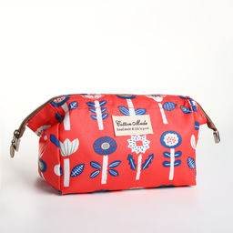 Косметичка на молнии, с подкладом, маленькая, с рисунком Лесные растения, красная