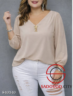 Блузка женская с V-вырезом
