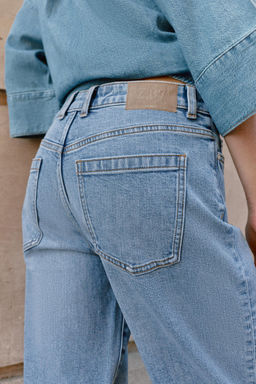 JEANS Z1975 RELAXED FIT TIRO MEDIO VUELTA BAJO / Azul medio - Zara фото 6