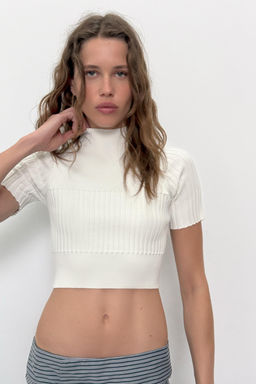 TOP CROP PUNTO RIB / Blanco