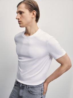 Футболка slim fit / Zarina