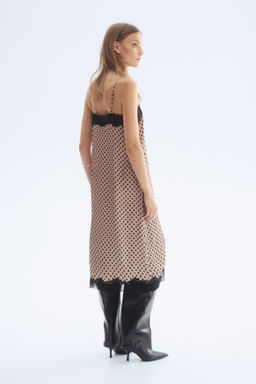 Vestido lencero con ribetes de encaje - H&m фото 3