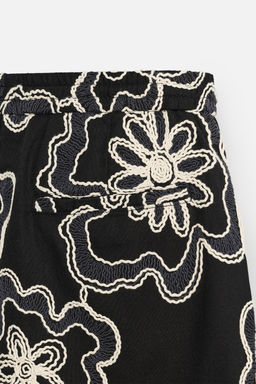 EMBOSSED EMBROIDERED BERMUDA SHORTS - Zara фото 29