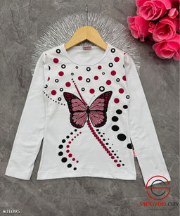 Кофта для девочки с рисунком (бабочка)