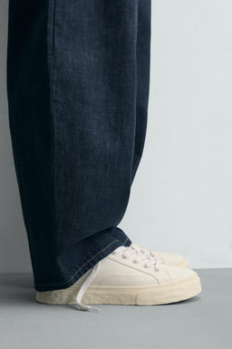ZAPATILLA TEJIDO VOLUMEN / Blanco