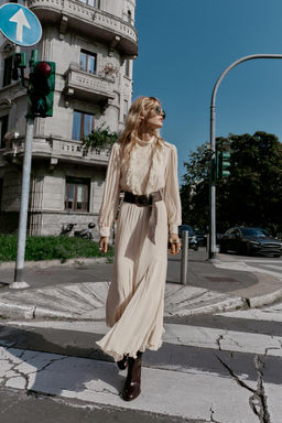 LACE MIDI DRESS WITH BELT