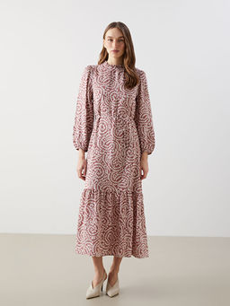 Dik Yaka Desenli Elbise