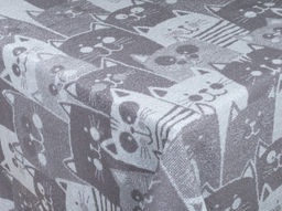 3с109.411ж1 Мир котов (серый св1) Плед 208х150 см