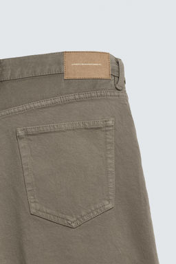 BERMUDA DENIM REGULAR FIT / Verdoso