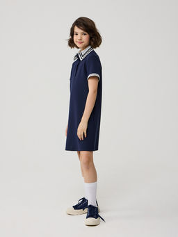 Платье с короткими рукавами