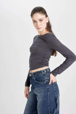 Женская базовая однотонная футболка с вырезом лодочкой антрацитового цвета и длинными рукавами - Defacto фото 4