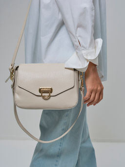 Сумка кожаная через плечо Azaro 3684 бежевая лиана