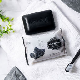 Jigott Мыло-скраб для лица и тела с древесным углем / Charcoal Scrub Soap, 150 г