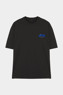 Trendyolmilla Man Siyah Oversize/Genis Kesim S?rt Yaz? Bask?l? %100 Pamuk T-Shirt TMNSS25TS00085  фото 4