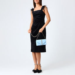 Сумка-клатч женская вечерняя на магните, на длинной цепочке, со стразами, голубая