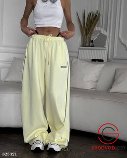 Спортивные женские штаны