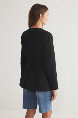 Siyah Vatkal? Bisiklet Yaka Dokuma Blazer Ceket TWOSS25BC00008