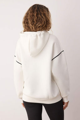Lacivert Kapusonlu ve Biye Detayl? Oversize/Genis Kal?p Orme Sweatshirt TWOAW26SW00106 - Trendyolmilla фото 8