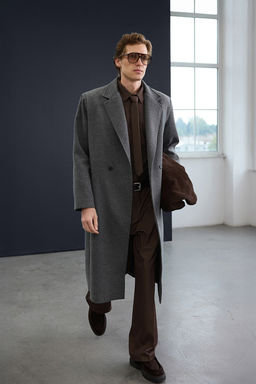 Trendyol Studio Ac?k Gri Oversize Erkek Kaban TMNAW26KB00000