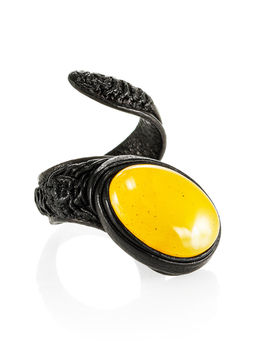 Стильное кольцо Змейка из кожи и натурального янтаря