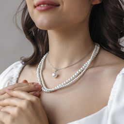 Бусы 3 яруса «Рошель» капля, шар №12, белые в серебре, L=42 см