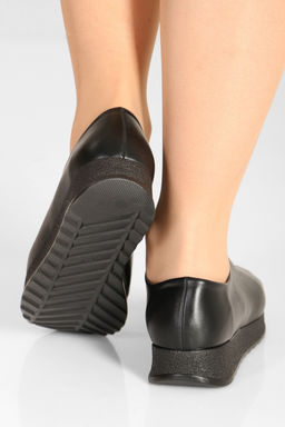 Туфли женские черные закрытые