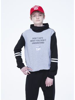 Костюм спортивный