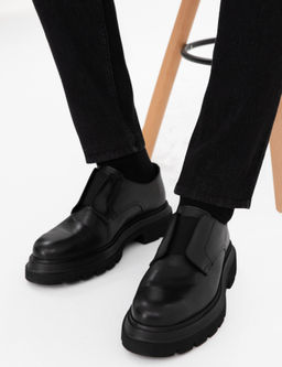 Черные туфли