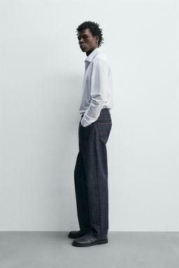 CAMISA REGULAR FIT / Blanco / Celeste
