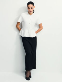 Приталенный джемпер с баской / Zarina