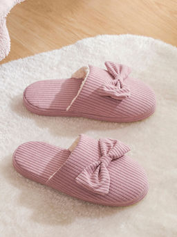 Pel?? Fiyonklu Kad?n Ev Terli?i