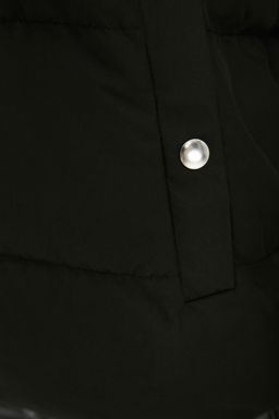TRENDYOLMILLA Siyah Kapusonlu Su Itici Sisme Mont TWOAW21MO0022  фото 23