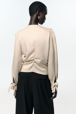 FITTED CREASED-EFFECT BLOUSE - Zara фото 4