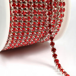 Цепь со стразами арт.TBY.06.SS10-6, цв.RED/SILVER, 3 мм, уп.10 м