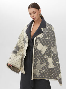 В составе ШЕРСТЬ и КАШЕМИР Большой, мягкий, теплый двусторонний палантин