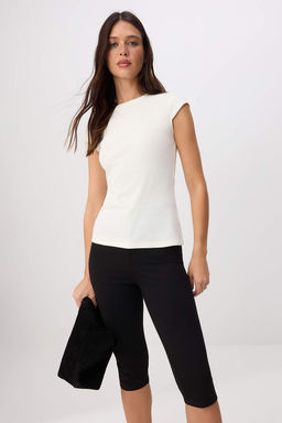 Siyah Regular/Normal Kal?p K?sa Kollu Orme Crop/K?sa Pamuk Ribana Orme T-shirt TWOSS26TS00299 - Trendyolmilla фото 5
