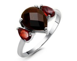Кольцо из серебра гранат, Малика