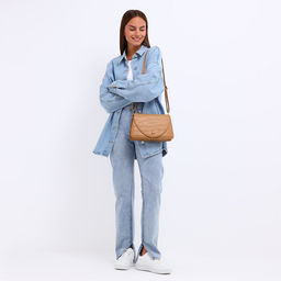 Сумка женская на клапане, цвет бежевый