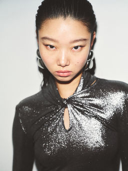 Top brillante con detalle girado - H&m фото 4