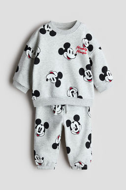 Conjunto estampado de 2 piezas en tejido sudadera