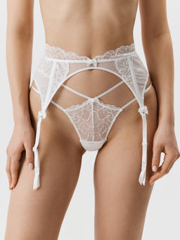 Infinity / Трусы стринги-бразилиано с поясом для чулок Milar белый