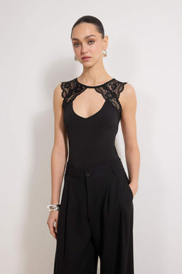 Siyah Dantel Detayl? S?rt Dekolteli Orme Body TPRSS26BD00011 - Trendyolmilla фото 2