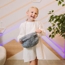 Сумка плюшевая, 24×19×3 см, серая