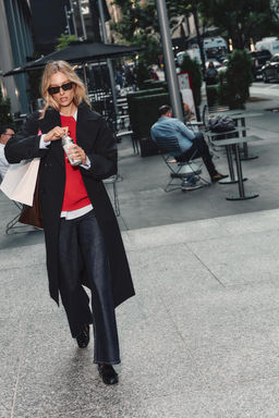 WATER-REPELLENT MIDI TRENCH COAT WITH BELT - Zara фото 8