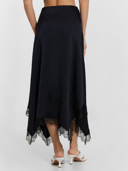 Юбка Mark Formelle x Ольга Бузова черная с кружевными деталями