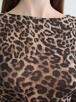 Bisiklet Yaka Leopar Desenli Kad?n Body