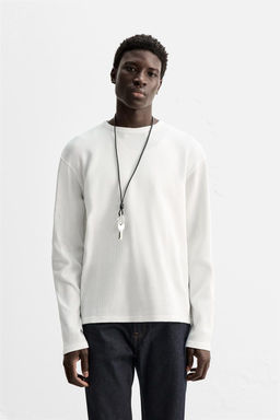 T-SHIRT IN CHECK TEXTURE - Zara фото 10