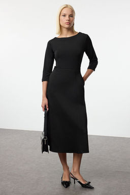 Trendyolmilla Siyah Belden Ac?lan Kumas Mixli Midi Dokuma Elbise TWOAW25EL00144