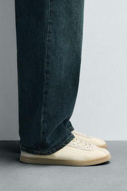 TECHNICAL RETRO TRAINERS