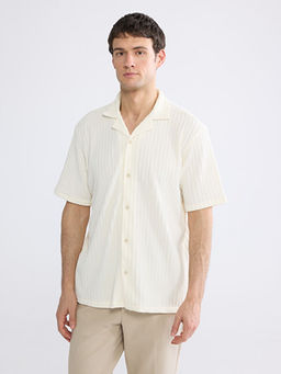 Regular Fit Resort Yaka Arm?rl? Erkek G?mlek